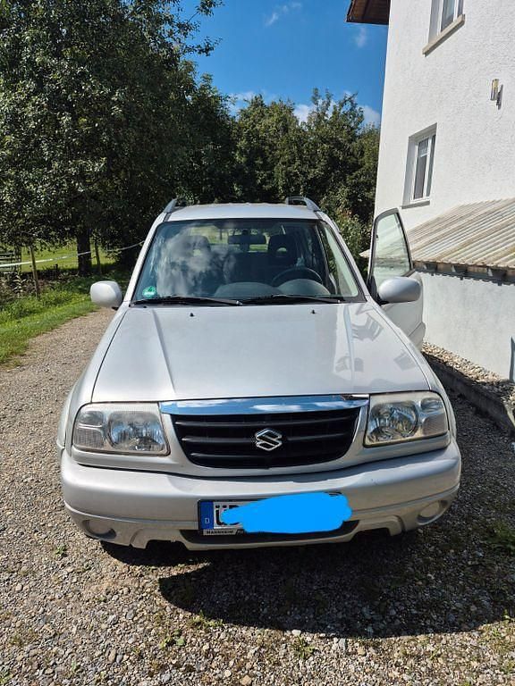 Silber Gebraucht 2004 Suzuki Grand Vitara Comfort SUV | 4.900 € (Fairer Preis) - Bild 1/4