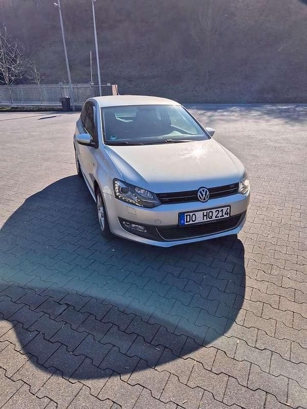 Gebraucht VW Polo Life 90 PS (66 kW) 2014 Grau Kleinwagen