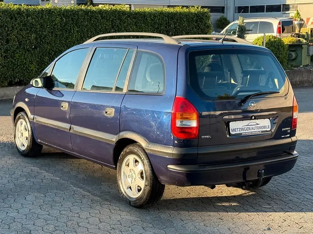 Gebraucht Opel Zafira Comfort 125 PS (91 kW) 2002 Blau Van / Kleinbus