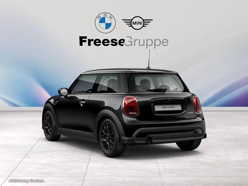 Gebraucht Mini Cooper 136 PS (100 kW) 2023 Schwarz Kleinwagen