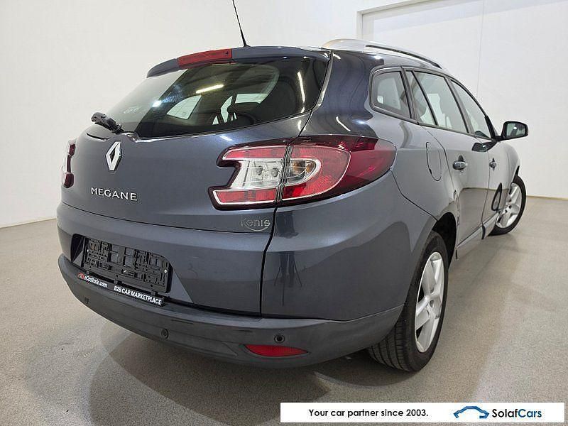Gebraucht Renault Mégane III 110 PS (80 kW) 2015 Grau Limousine