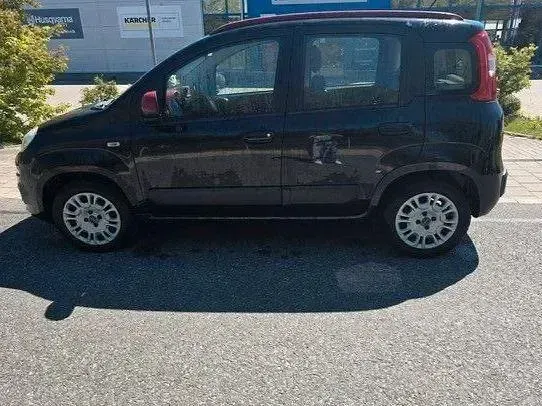 Gebraucht Fiat Panda Lounge 86 PS (63 kW) 2012 Schwarz Kleinwagen