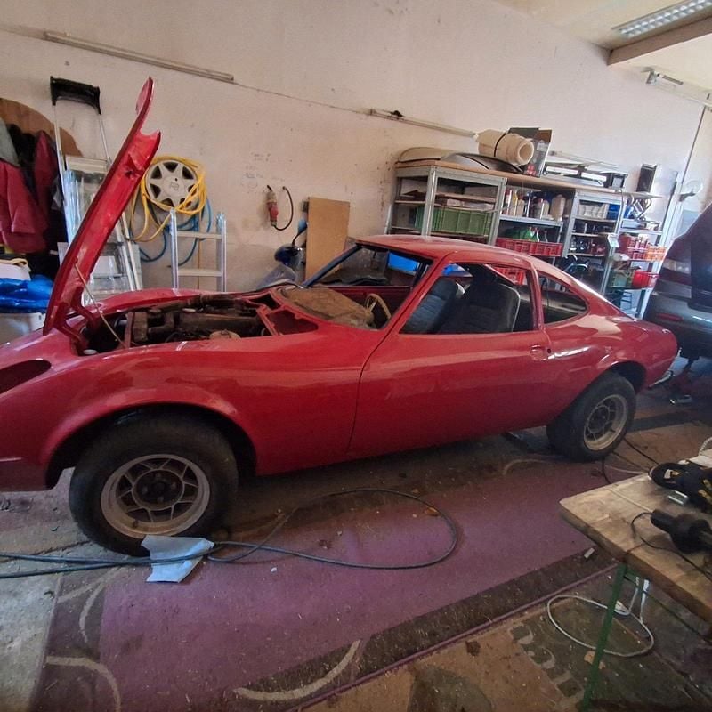 Second-hand Opel GT 90 CP (66 kW) 1969 Roșu Coupe