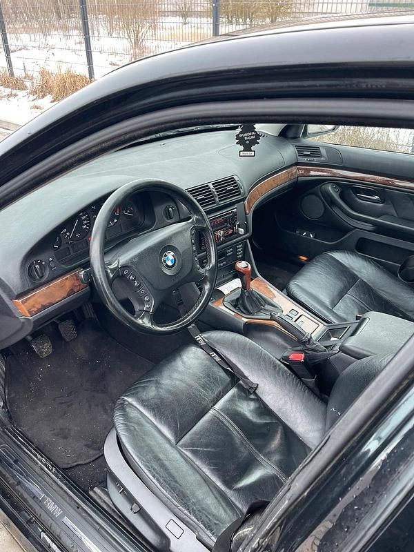 Gebraucht BMW 525 Shadowline 192 PS (141 kW) 2001 Schwarz Kombi