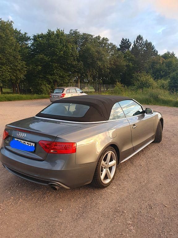 Gebraucht Audi A5 Cabriolet S-Line 170 PS (125 kW) 2014 Grau Cabrio
