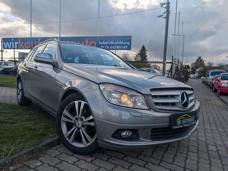 Gebraucht Mercedes C220 170 PS (125 kW) 2008 Grau Kombi