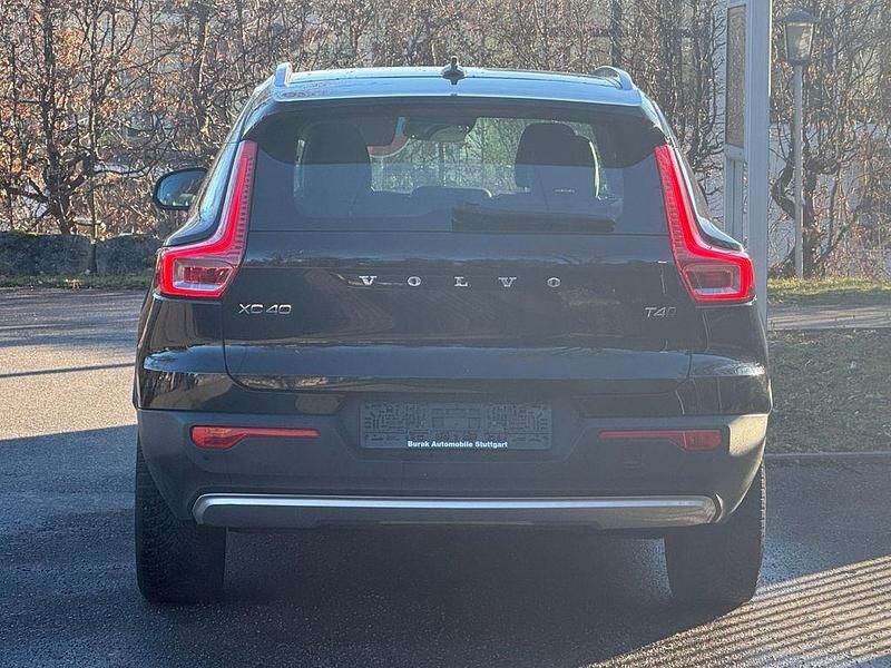 Gebraucht Volvo XC40 Momentum 190 PS (139 kW) 2018 Black stone SUV