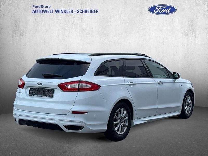 Używany Ford Mondeo S 203 KM (149 kW) 2017 Biały Sedan/Limuzyna