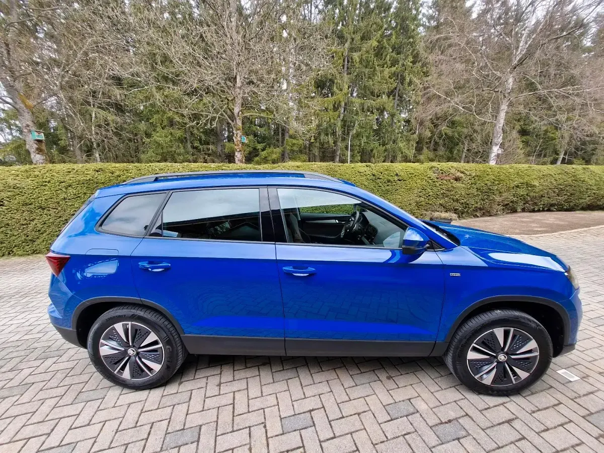 Gebraucht Skoda Karoq Tour 150 PS (110 kW) 2023 Blau SUV