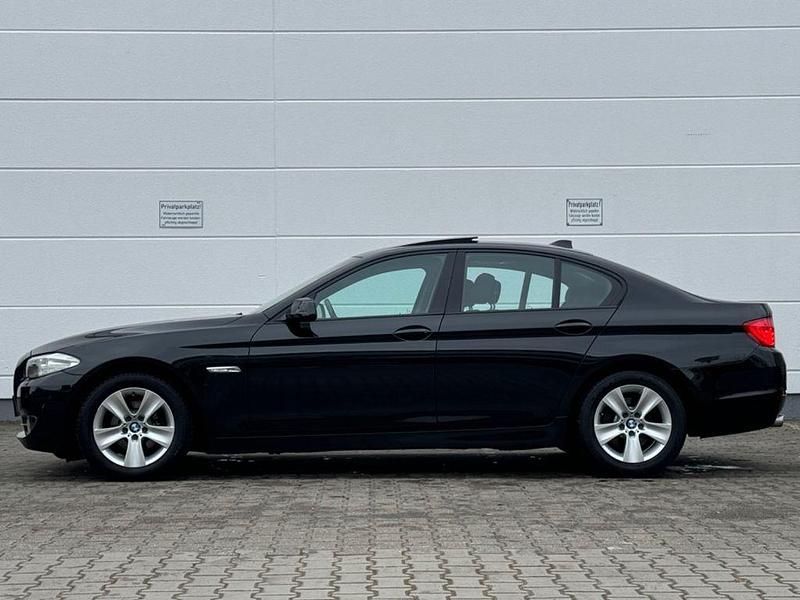 Gebraucht BMW 520 184 PS (135 kW) 2012 Schwarz Limousine