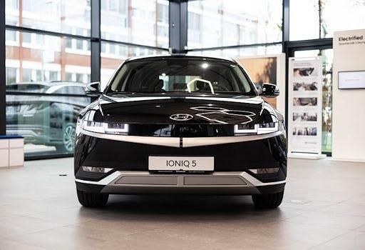 Gebraucht Hyundai Ioniq 5 Dynamiq 125 kW (170 PS) 2024 Abyss black SUV