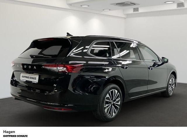 Neu Skoda Superb Selection 204 PS (150 kW) 2026 Schwarz Kombi