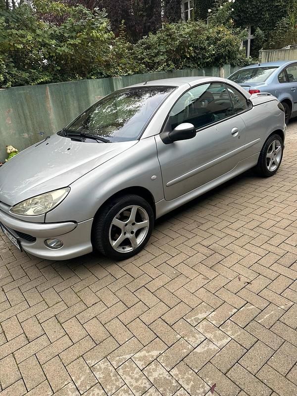 Silber Gebraucht 2003 Peugeot 206 CC Cabrio | 850 € (Guter Preis) - Bild 1/4