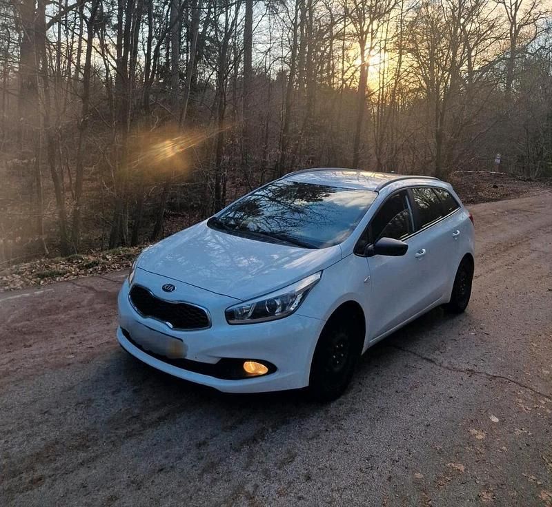 Gebraucht Kia Ceed GT 90 PS (66 kW) 2013 Weiß Kombi