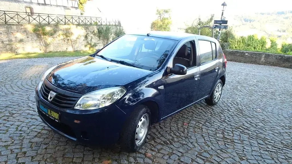 Gebraucht Dacia Sandero Basis 75 PS (55 kW) 2011 Blau Limousine