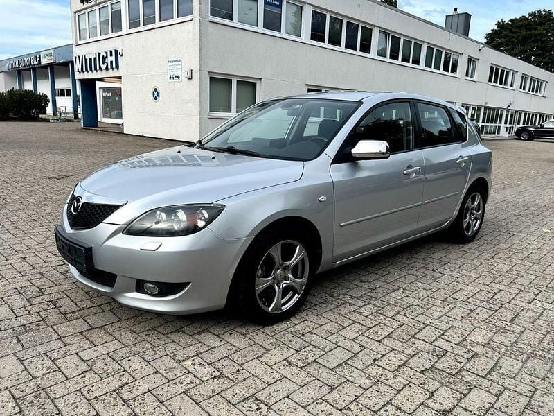 Sunlight silver Gebraucht 2004 Mazda 3 Inclusive Limousine | 2.499 € (Fairer Preis) - Bild 1/4