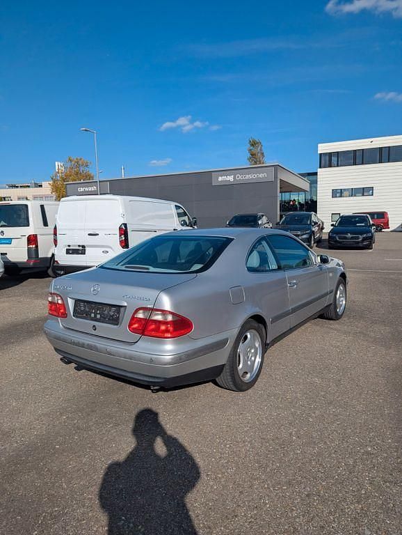 Gebraucht Mercedes CLK230 Elegance 193 PS (141 kW) 2000 Silber Coupé