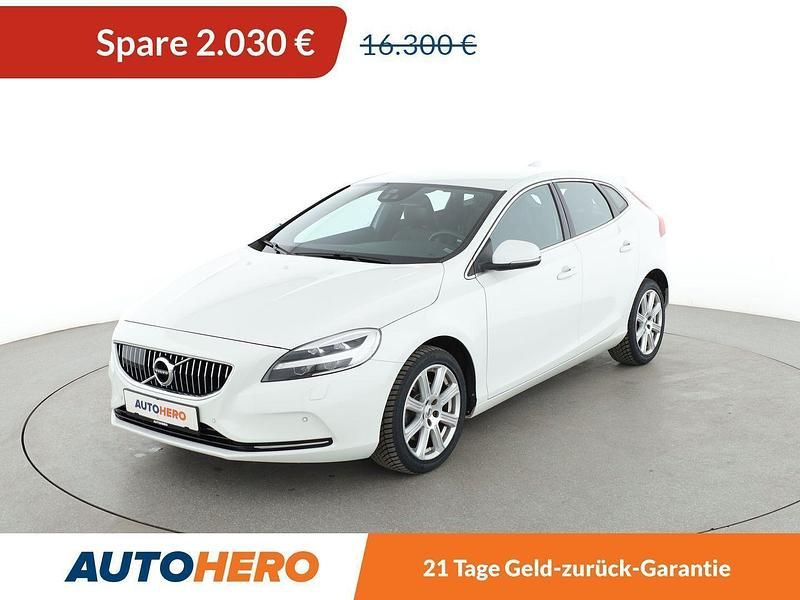 Weiß Gebraucht 2017 Volvo V40 Inscription Kombi | 14.270 € (Fairer Preis) - Bild 1/3