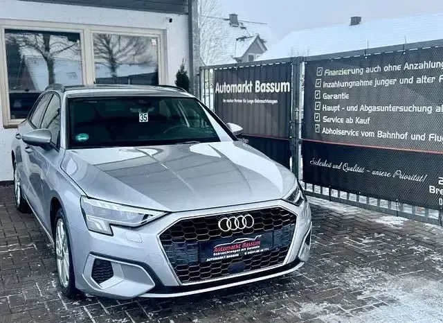 Używany Audi A3 Advanced 110 KM (80 kW) 2024 Szary Sedan/Limuzyna