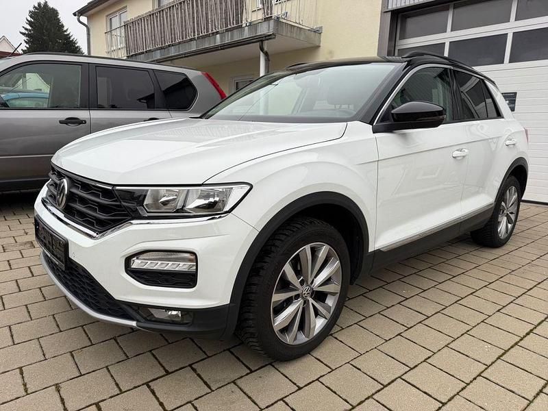 Pure white Gebraucht 2019 VW T-Roc Style SUV | 15.800 € (Fairer Preis) - Bild 1/4