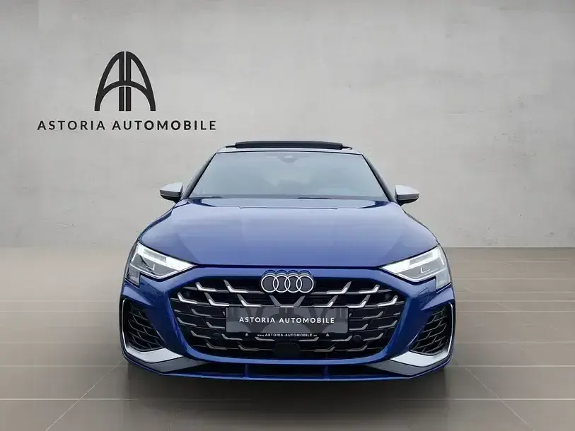 Gebraucht Audi S3 Advanced 333 PS (244 kW) 2025 Blau Limousine