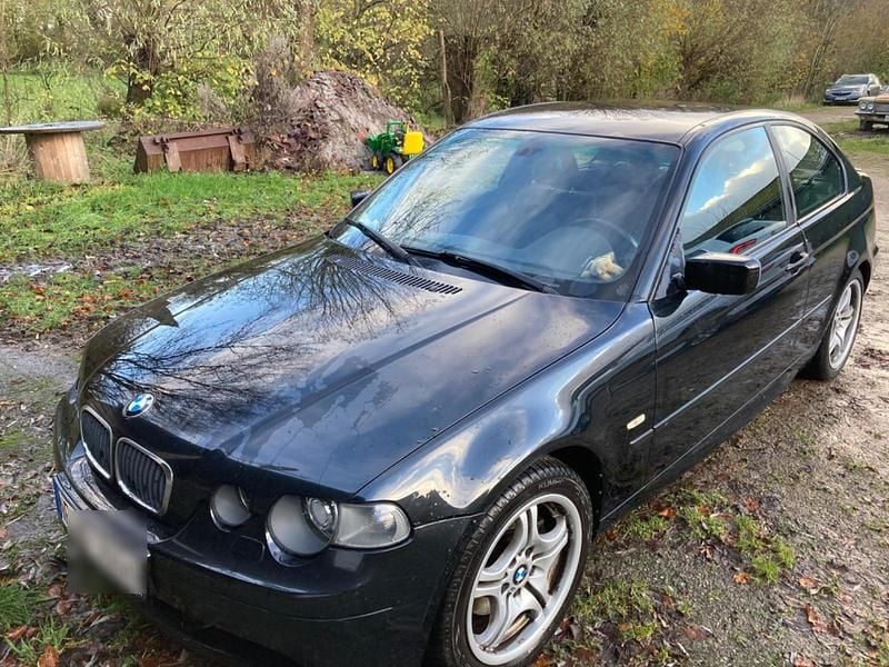 Schwarz Gebraucht 2003 BMW 320 Coupé | 1.350 € (Superpreis) - Bild 1/4