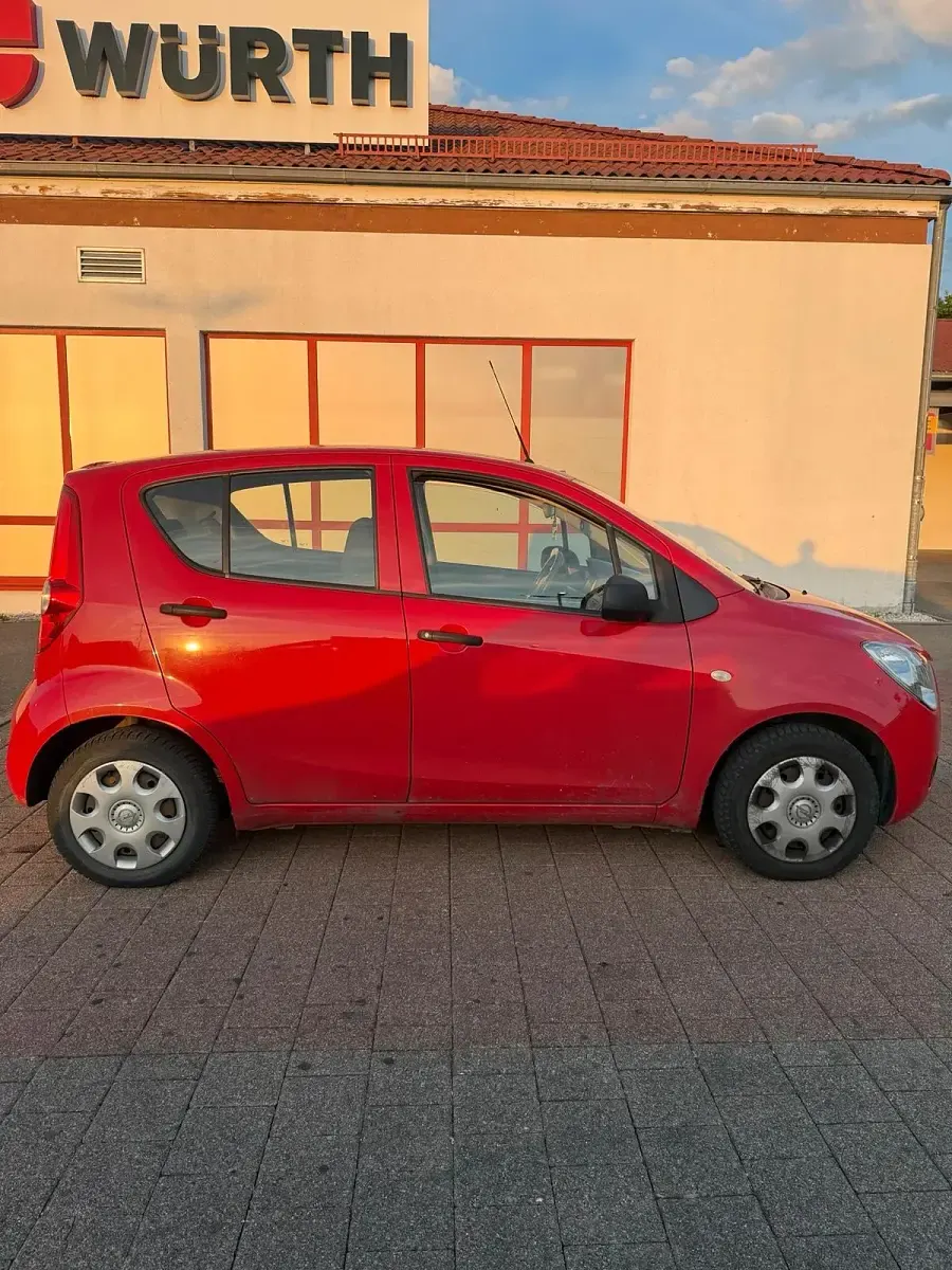 Gebraucht Opel Agila 68 PS (50 kW) 2010 Rot Kleinwagen