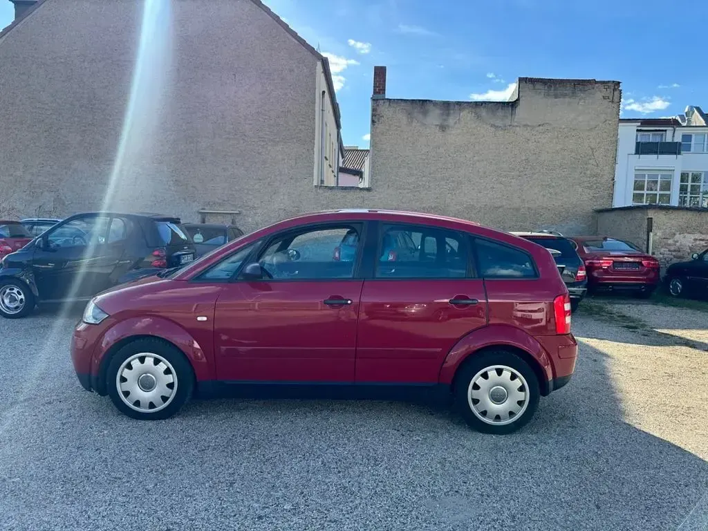 Gebraucht Audi A2 75 PS (55 kW) 2002 Rot Kleinwagen