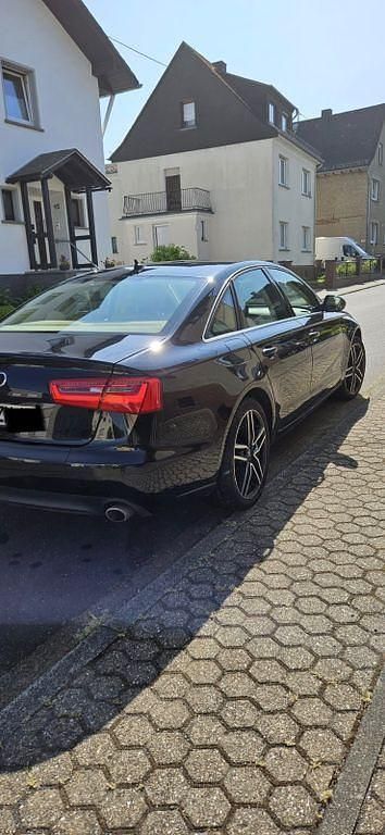 Gebraucht Audi A6 Comfort 204 PS (150 kW) 2012 Schwarz Limousine
