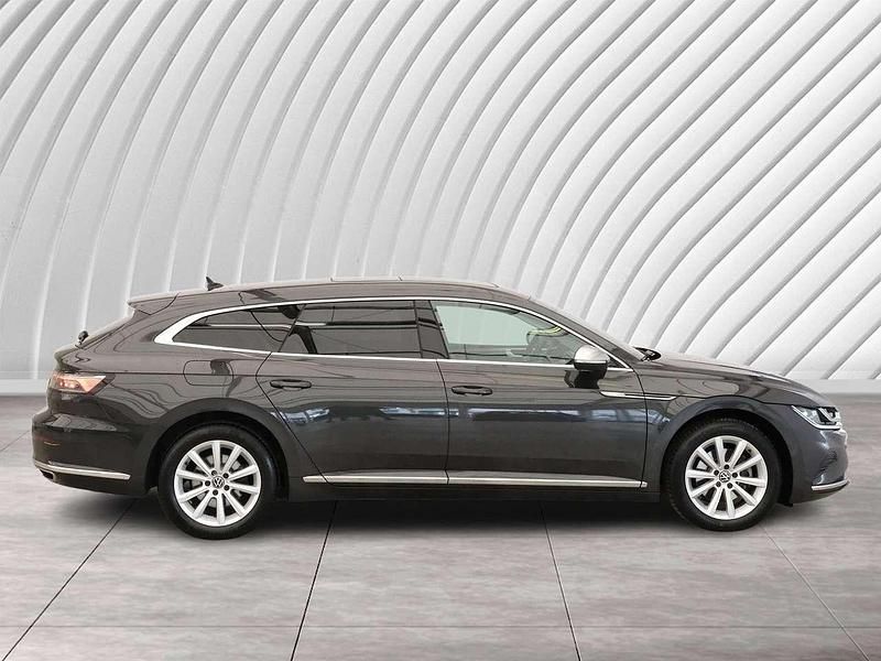 Gebraucht VW Arteon Elegance 190 PS (139 kW) 2023 Mangangrau metallic Kombi