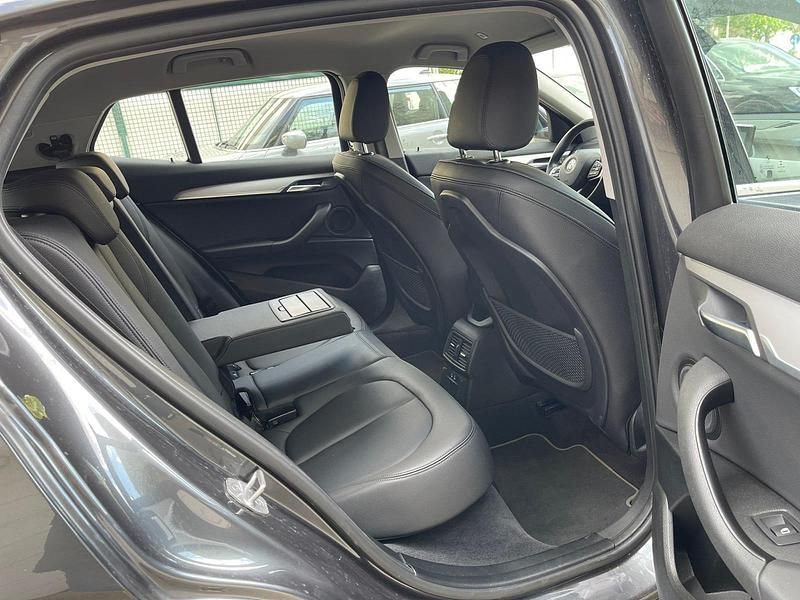 Grau Gebraucht 2019 BMW X2 SUV | 17.500 € - Bild 1/4