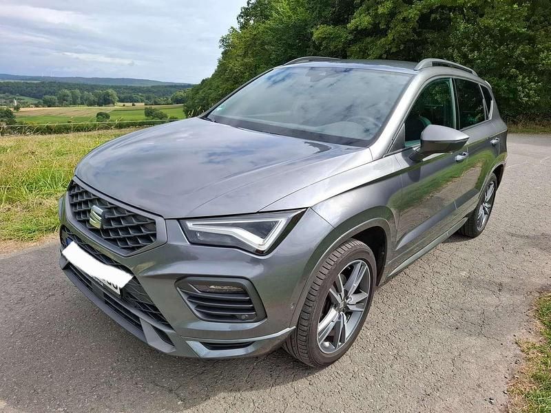 Grau Gebraucht 2023 Seat Ateca FR SUV | 29.500 € (Fairer Preis) - Bild 1/4