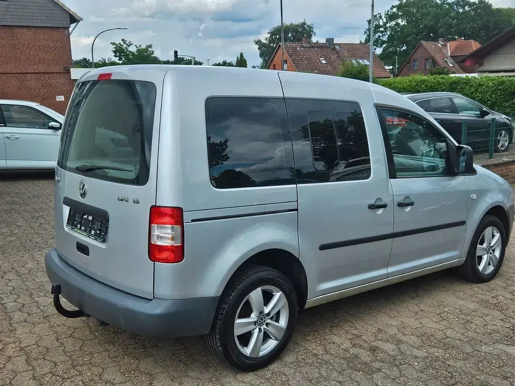 Gebraucht VW Caddy Life 102 PS (75 kW) 2005 Silber Van / Kleinbus