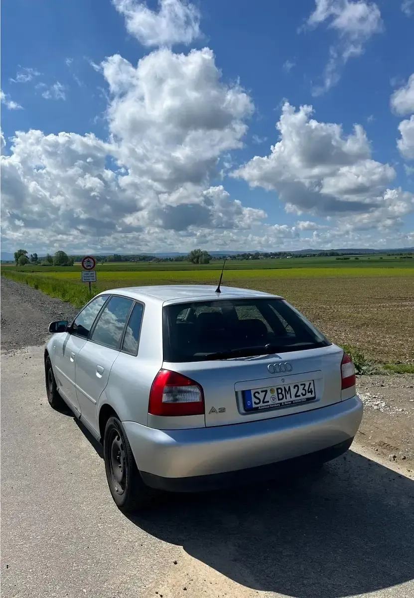 Gebraucht Audi A3 102 PS (75 kW) 2002 Silber Kleinwagen