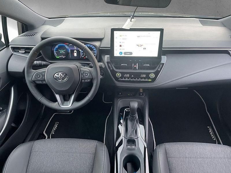 Gebraucht Toyota Corolla Team 140 PS (102 kW) 2024 Braun Limousine