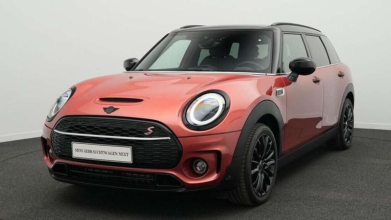 Rot Gebraucht 2024 Mini Cooper S Clubman Classic Kombi | 29.994 € (Superpreis) - Bild 1/4
