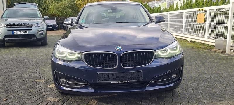 Blau Gebraucht 2019 BMW 320 Gran Turismo Sport Line Limousine | 15.000 € (Guter Preis) - Bild 1/4