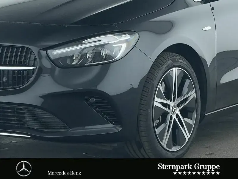 Gebraucht Mercedes B250e Progressive 218 PS (160 kW) 2025 Schwarz Van / Kleinbus