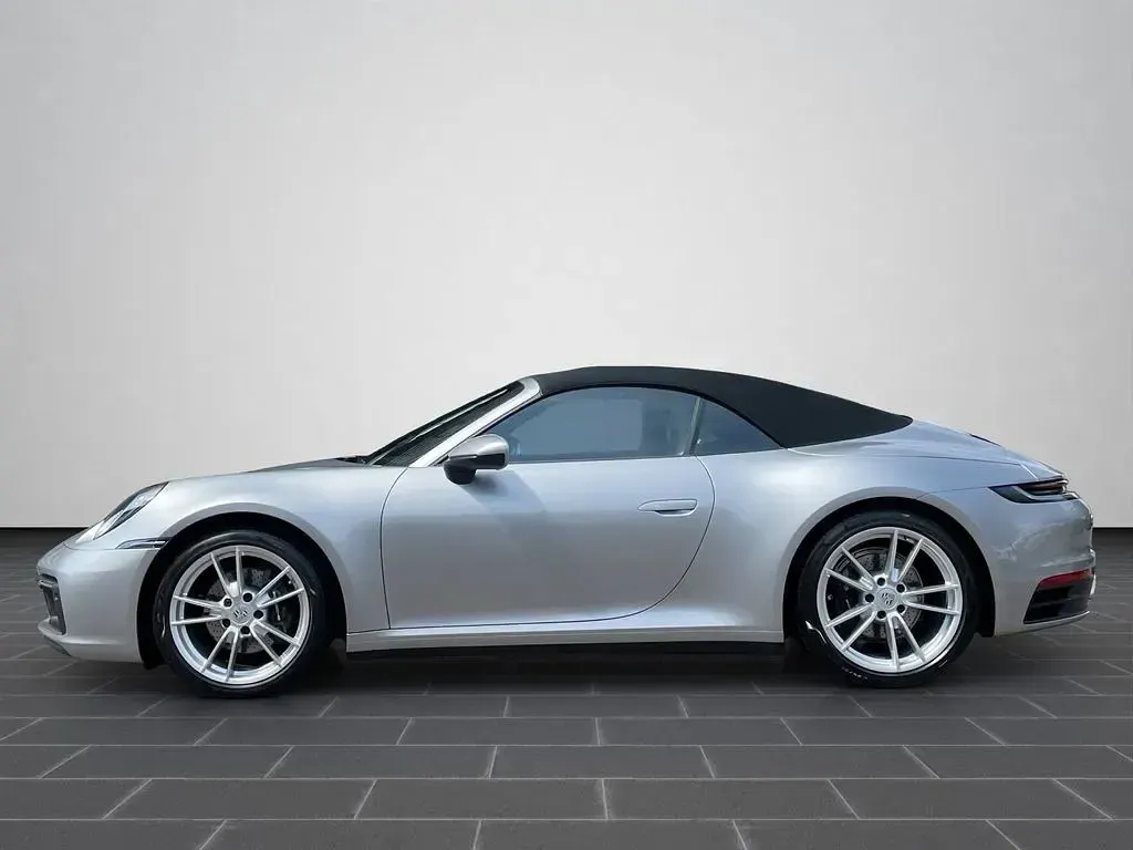 Gebraucht Porsche 911 Carrera Cabriolet 385 PS (283 kW) 2023 Silber Cabrio