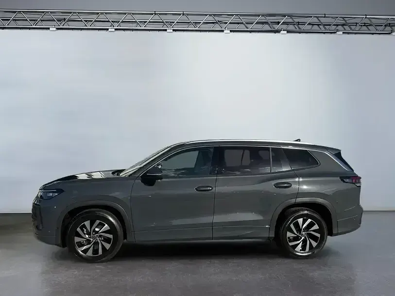 Neu VW Tayron Life 150 PS (110 kW) 2025 Grau SUV