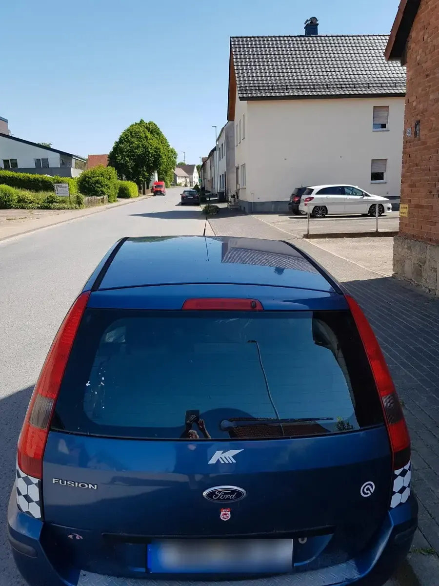 Gebraucht Ford Fusion 80 PS (58 kW) 2005 Blau Kleinwagen
