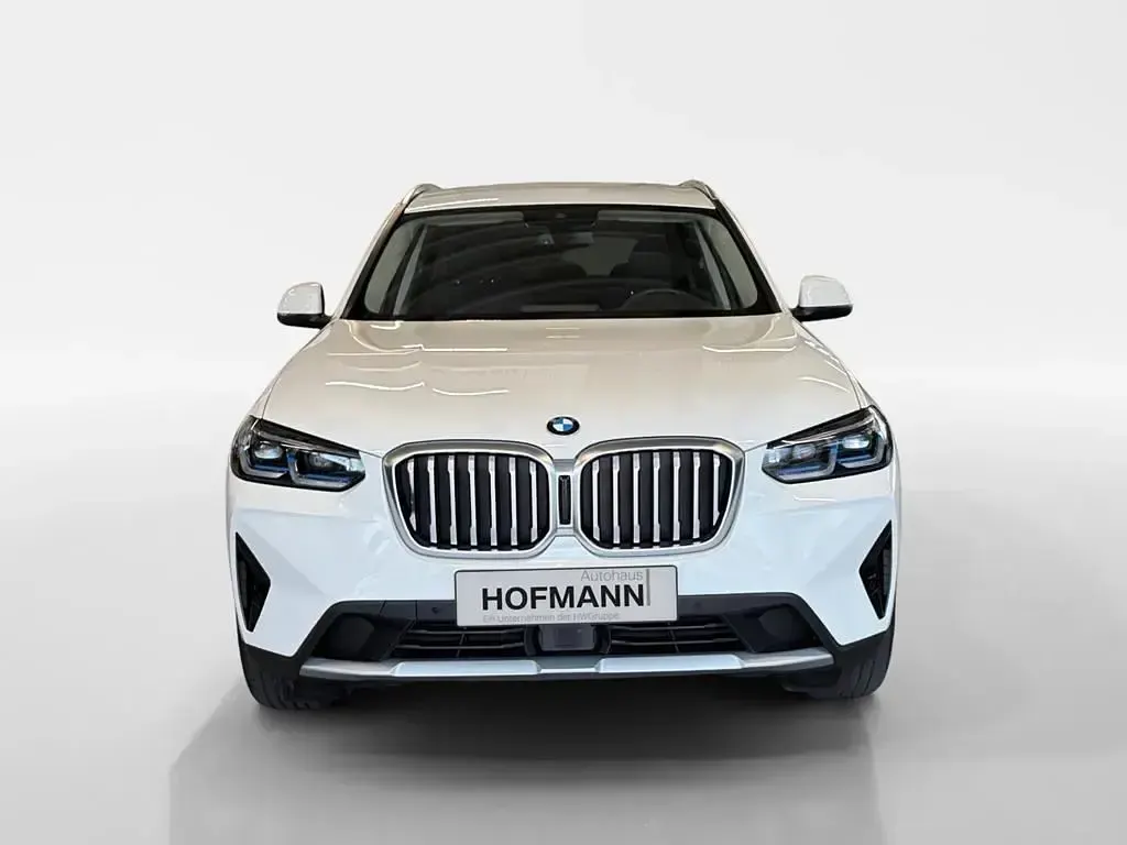 Gebraucht BMW X3 Sport Line 190 PS (139 kW) 2023 Alpinweiß uni SUV