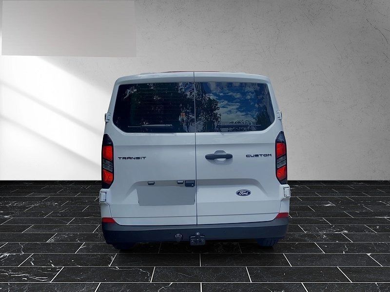 Weiss Gebraucht 2024 Ford Transit Custom Trend Limousine | 37.389 € (Etwas zu teuer) - Bild 1/4