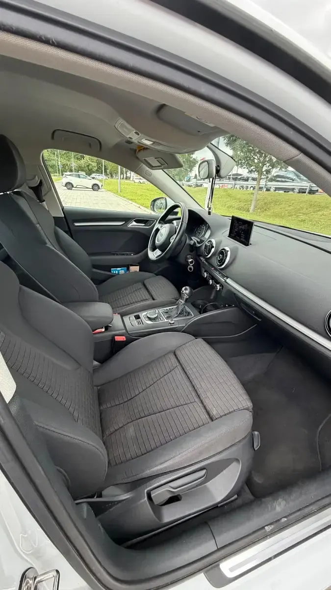 Gebraucht Audi A3 125 PS (91 kW) 2014 Weiß Limousine