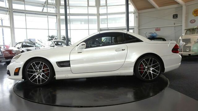 Gebraucht Mercedes SL63 AMG AMG 525 PS (386 kW) 2009 Weiß metallic Cabrio