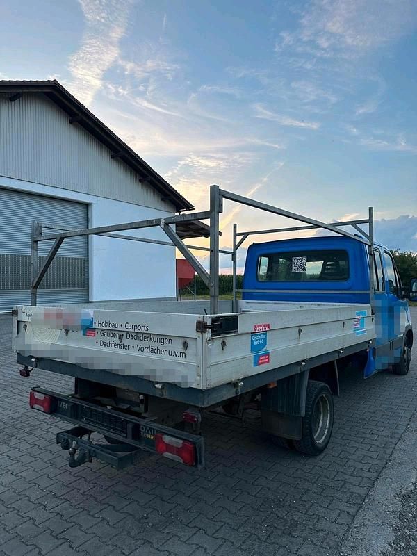 Gebraucht Iveco Daily 145 PS (106 kW) 2009 Blau Limousine