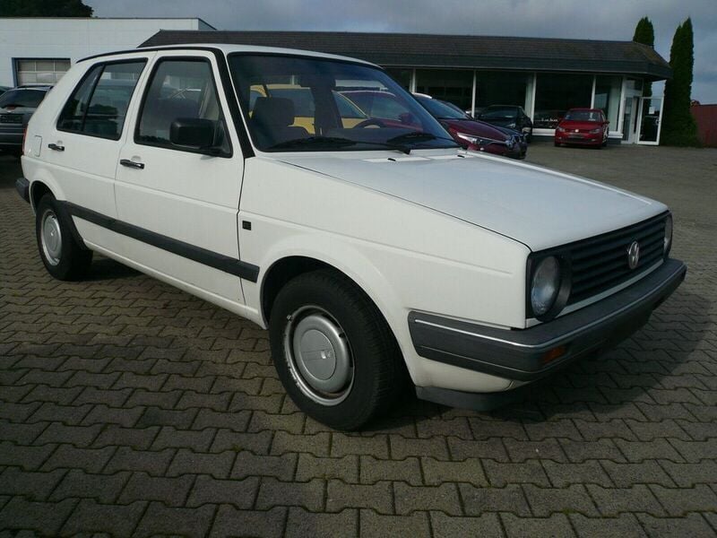 Second-hand VW Golf II 75 CP (55 kW) 1987 Alb Hatchback