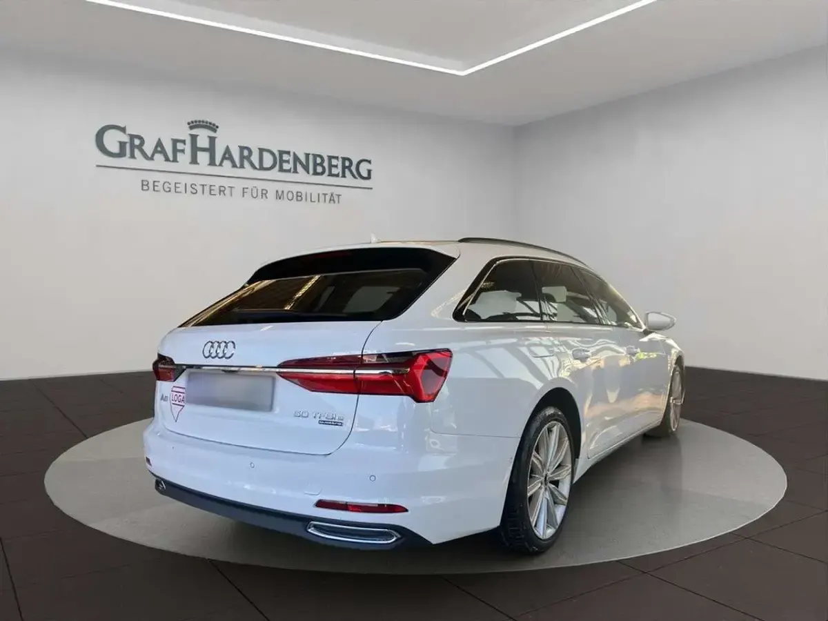 Gebraucht Audi A6 Ambiente 299 PS (219 kW) 2022 Weiß Kombi