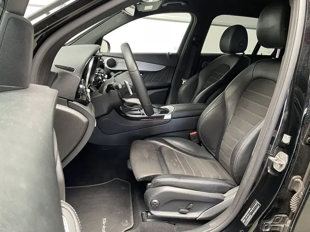 Gebraucht Mercedes GLC220 AMG 194 PS (142 kW) 2020 Schwarz/baltic black SUV