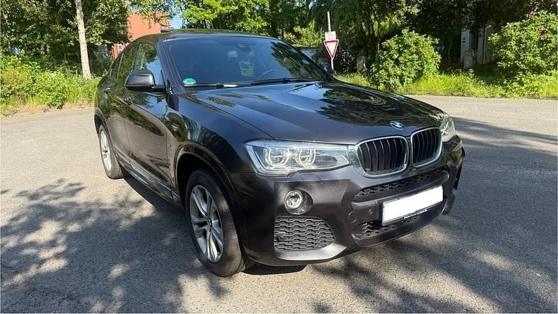 Grau Gebraucht 2016 BMW X4 M Sport SUV | 24.900 € (Superpreis) - Bild 1/4